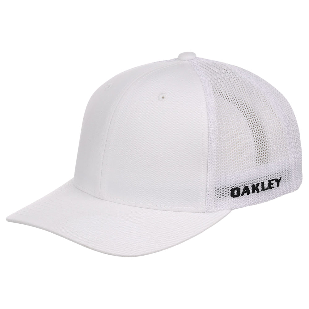 Oakley Golf Cresting Trucker - White