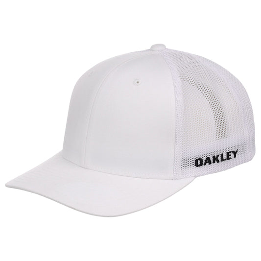 Oakley Golf Cresting Trucker - White
