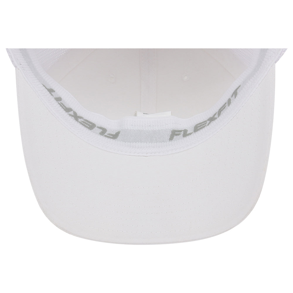 Oakley Golf Cresting Trucker - White