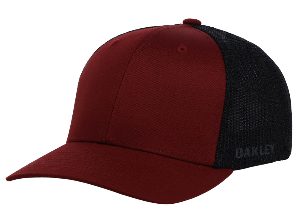 Oakley Golf Cresting Trucker - Black/Red
